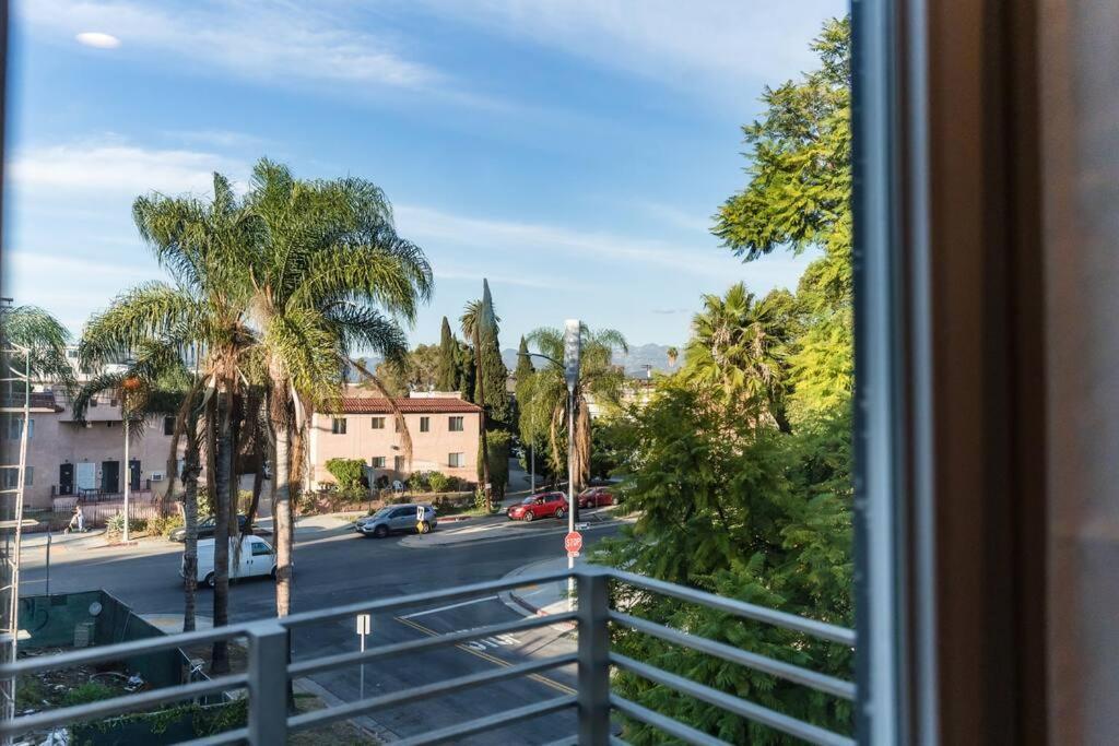 Calm & Cozy 2 Bedroom Townhome 10 Min From Universal Studios Los Angeles Exterior foto